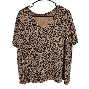 Ava & Viv Leopard Print Top Womens Plus Size 2X V-Neck Short Sleeve Tee